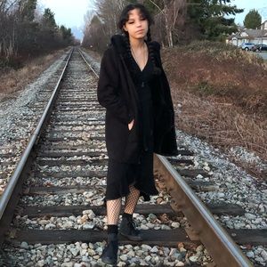 Meet your Posher, Kayla